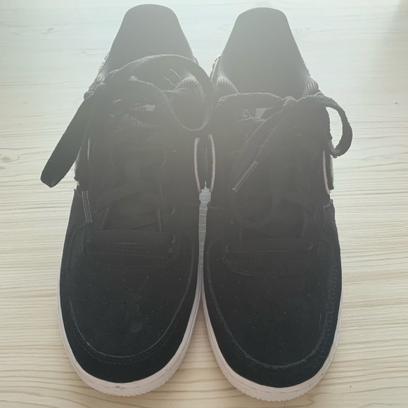 Black and White Nike Air Force - Picture 3 of 9